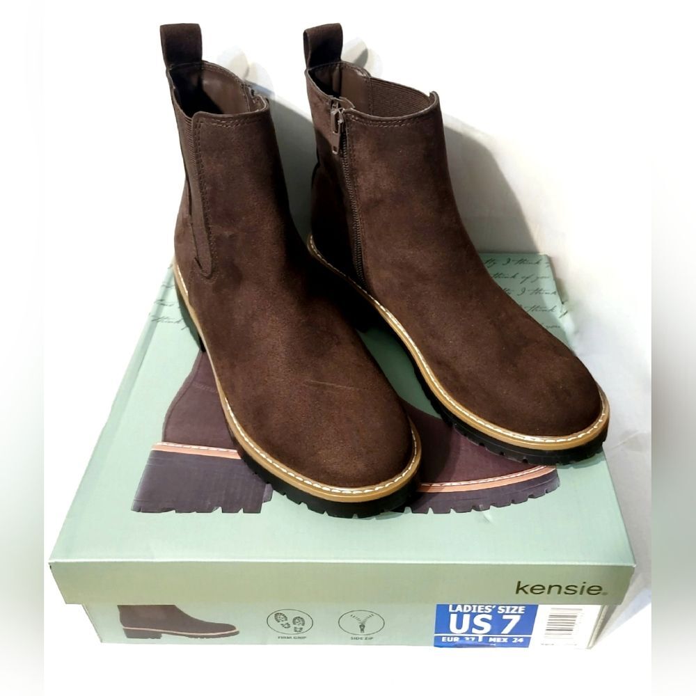Kensie Kayla B Faux Suede Chelsea Boots Brown Women's US Size 7, EU 37 NIB